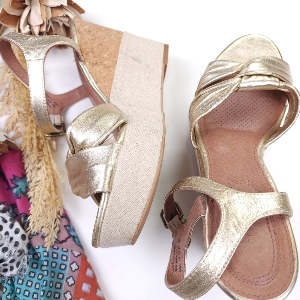 Corso Como Cream Gold Platform Wedge Sandals Sz 8½m - Picture 14 of 14